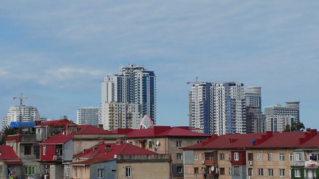Gigi Apartments บาทูมิ ภายนอก รูปภาพ