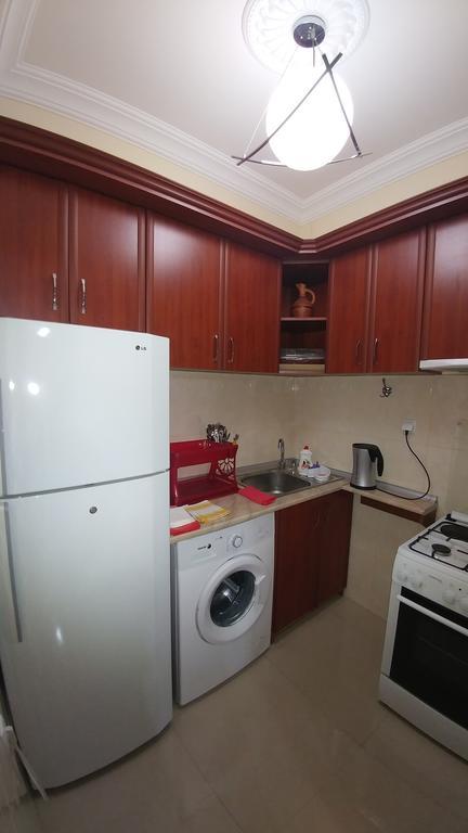 Gigi Apartments บาทูมิ ภายนอก รูปภาพ