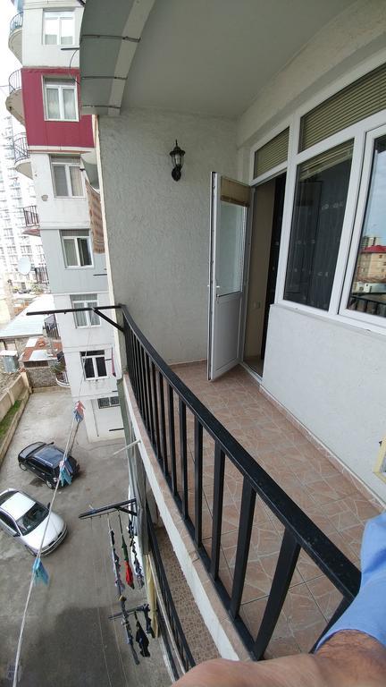 Gigi Apartments บาทูมิ ภายนอก รูปภาพ